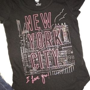 Old Navy girls tee size 6-7 New York